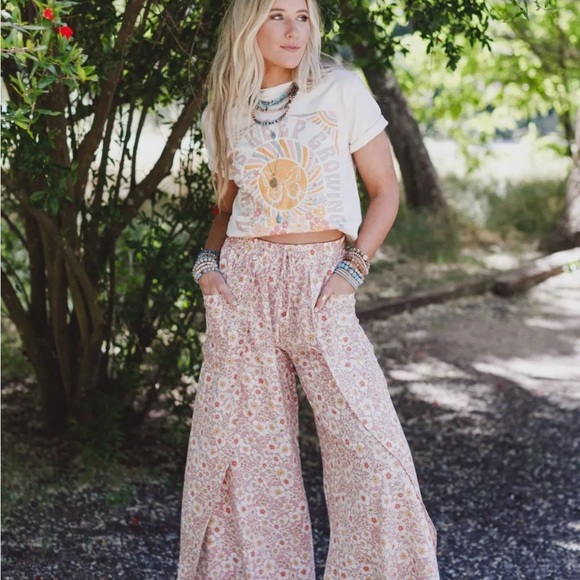 Three Bird Nest Floral Pink Wide Leg Pants - Picture 2 of 3